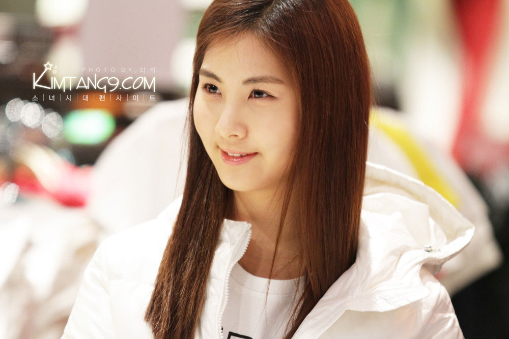 SNSD Seohyun SPAO fansign event
