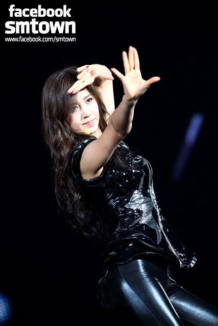 SNSD Yuri SMTown Live in Tokyo Special Edition