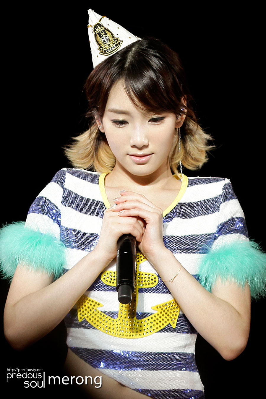 Taeyeon focus @ Taiwan Concert 2011