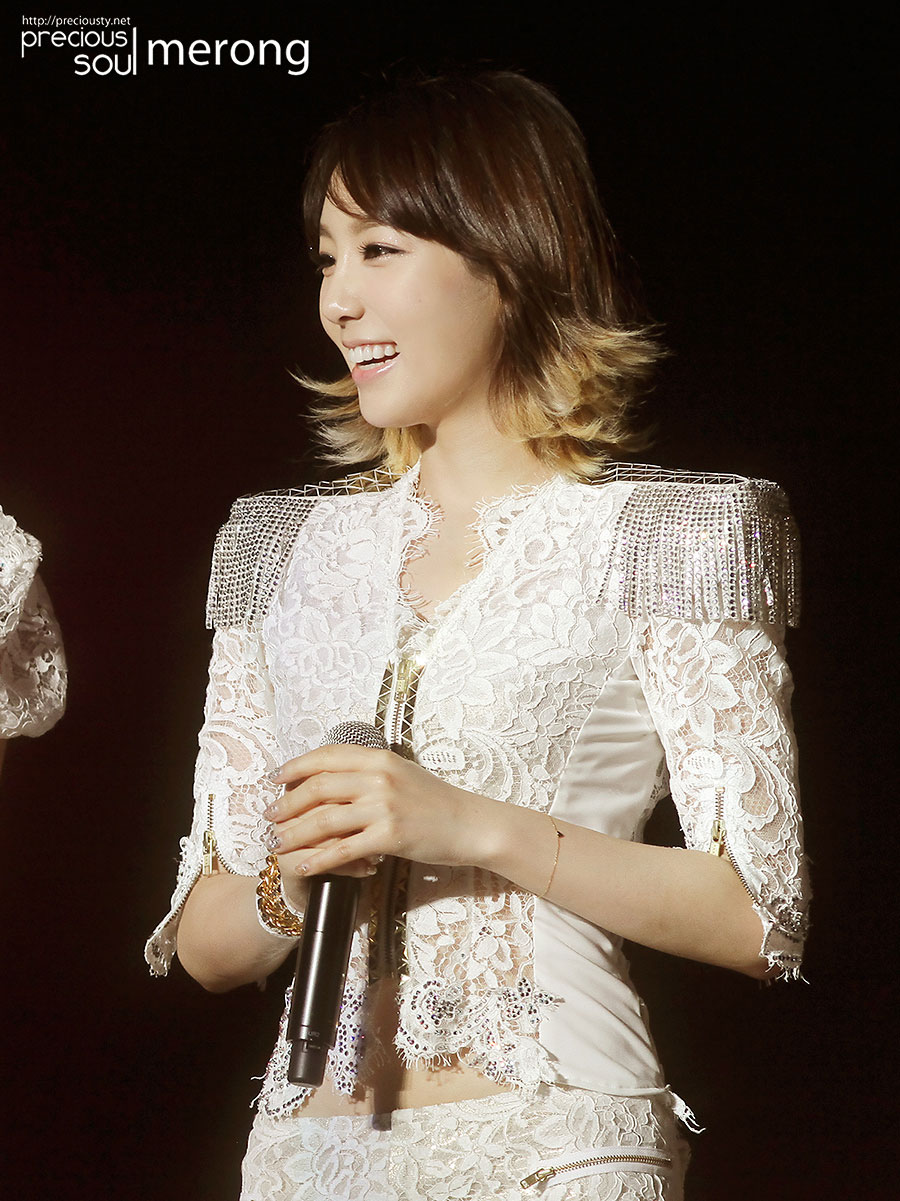 Taeyeon focus @ Taiwan Concert 2011