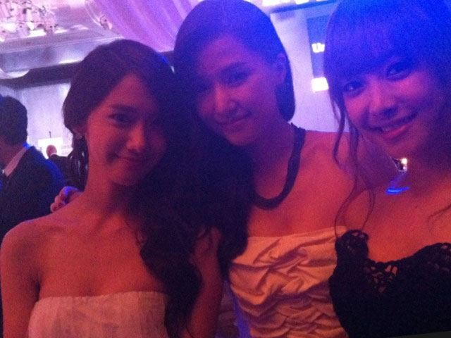 SNSD Yoona, Kong Hyun-joo and f(x) Victoria