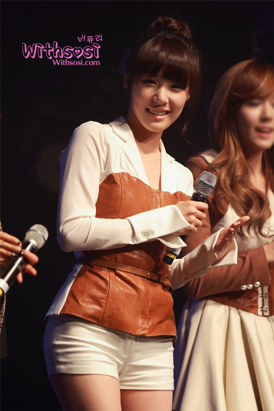 SNSD Tiffany Coway Concert