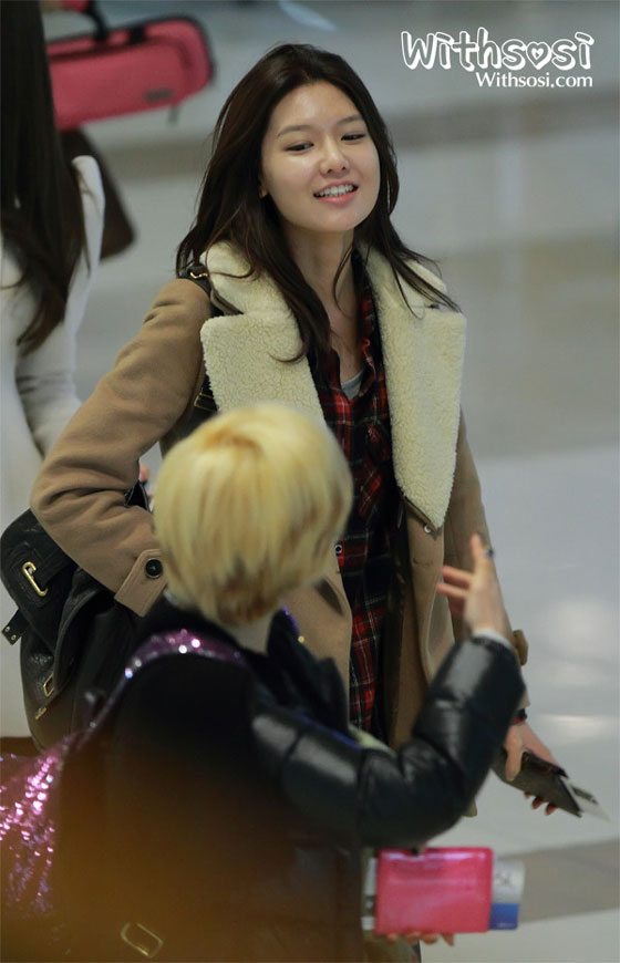 SNSD Sooyoung Gimpo Airport