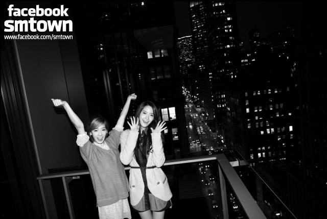 SNSD Taeyeon and Yoona New York fan meet