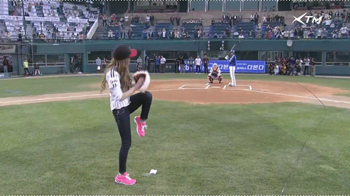 Jessica epic baseball fail