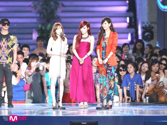SNSD TaeTiSeo Mnet 20s Choice 2012