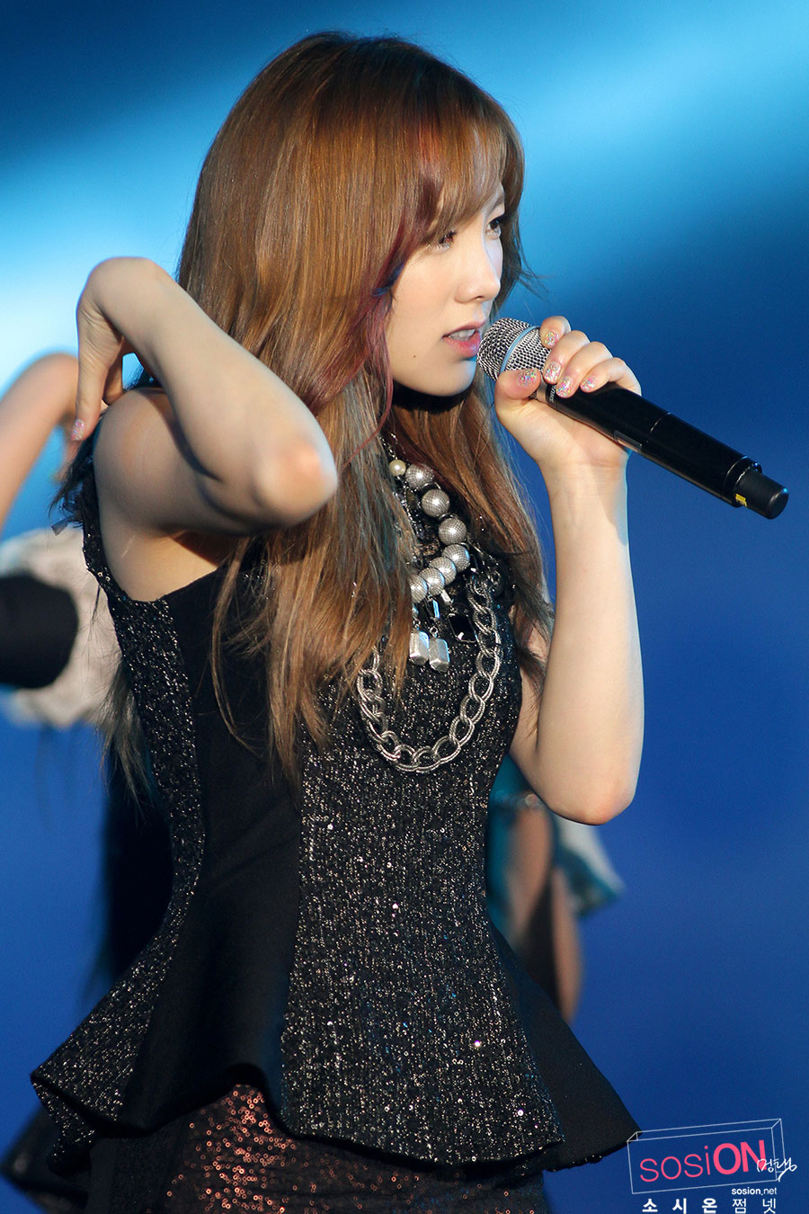 Taeyeon @ Yeosu Expo Concert 2012
