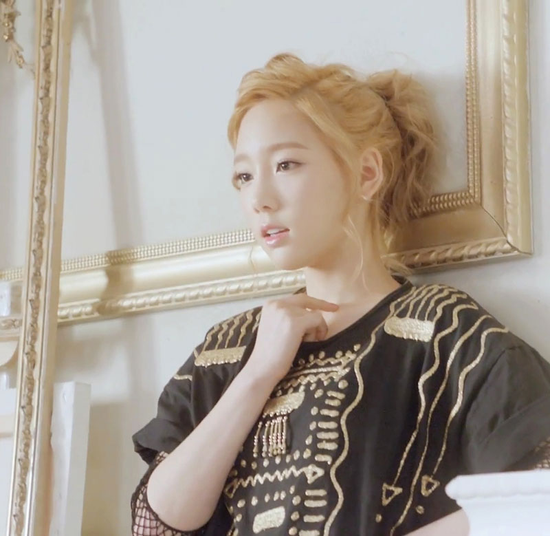 All My Love Is For You MV screencaps