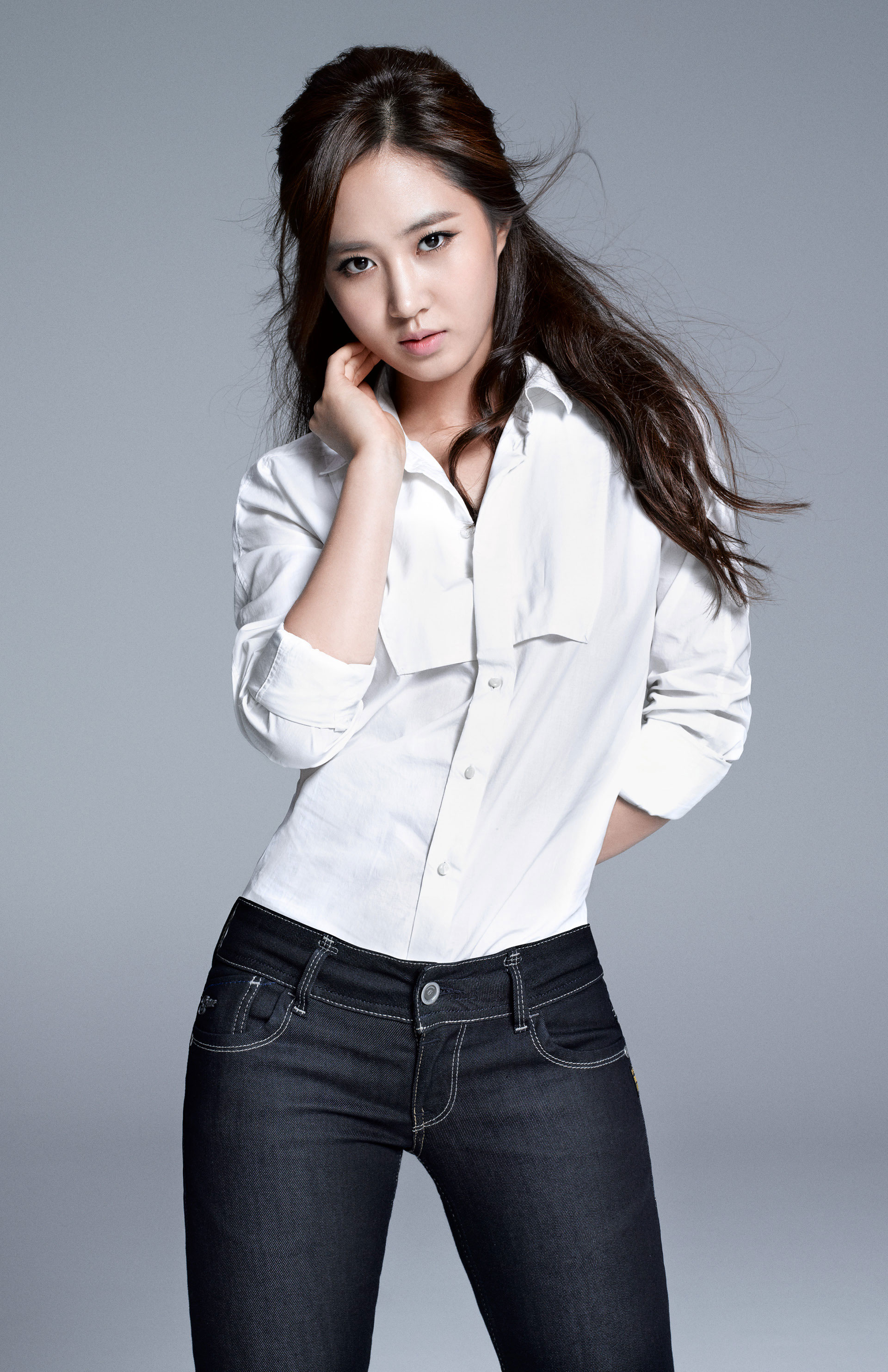 Snsd Yuri G-star Japan