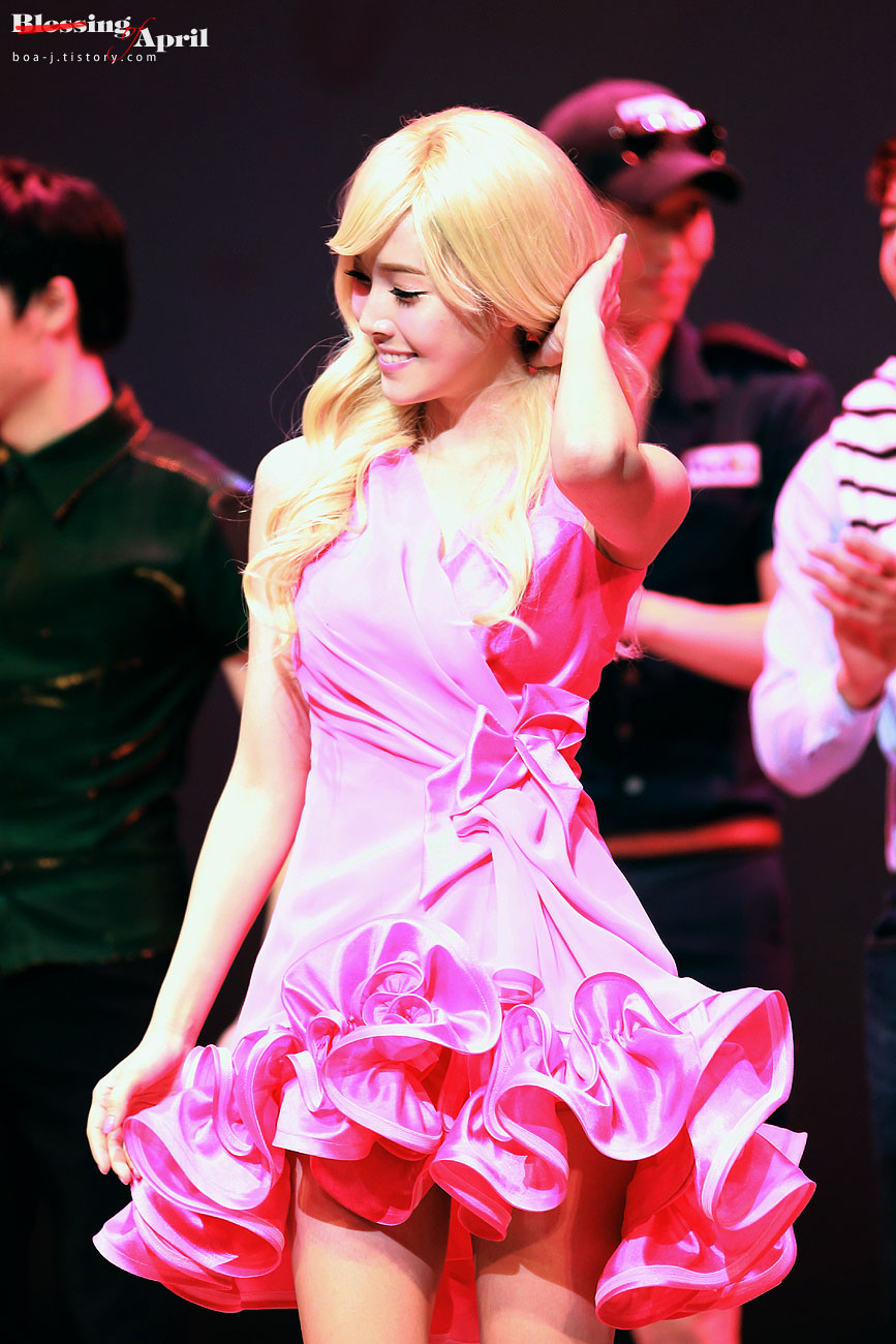 Snsd Jessica Legally Blonde Musical 2013