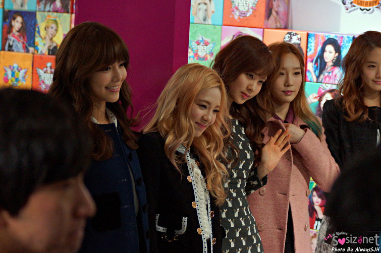 Girls Generation SMTown pop up store