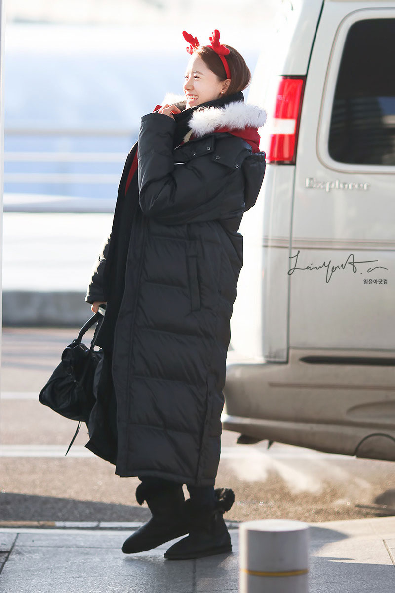 Snsd Yoona Christmas airport fashion