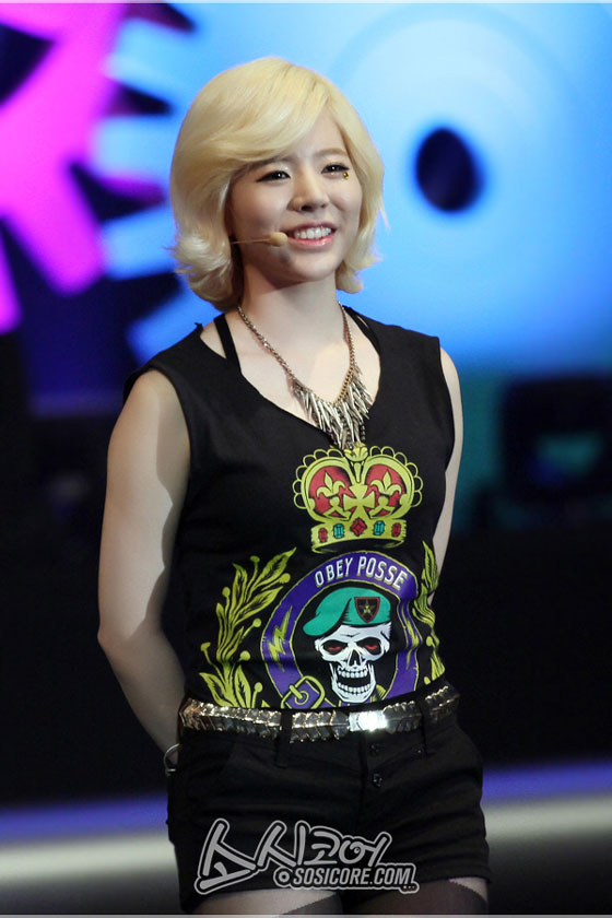 SNSD Sunny Hong Kong Asian Pop Music Festival 2013