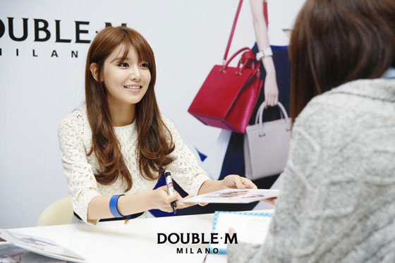 SNSD Sooyoung DoubleM fansign event