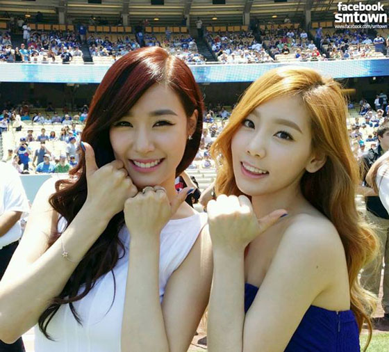 Sunny, Taeyeon, Tiffany @ Dodgers game