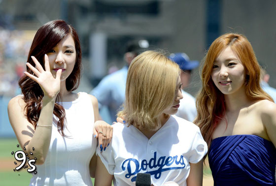 Taeyeon Sunny Tiffany LA Dodgers event