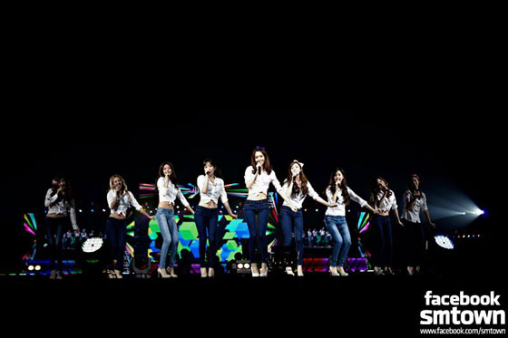 Girls Generation SMTOWN Live World Tour III in Tokyo