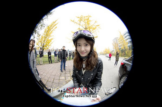 SNSD Yoona scooter Prime Minister