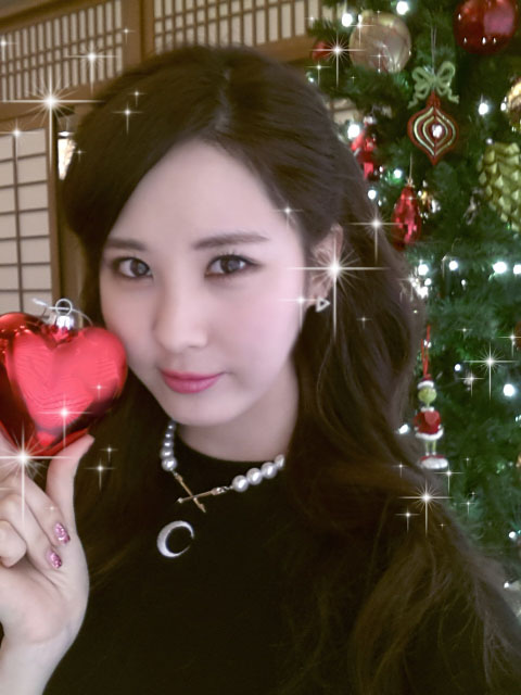 SNSD Seohyun Christmas selca 2013