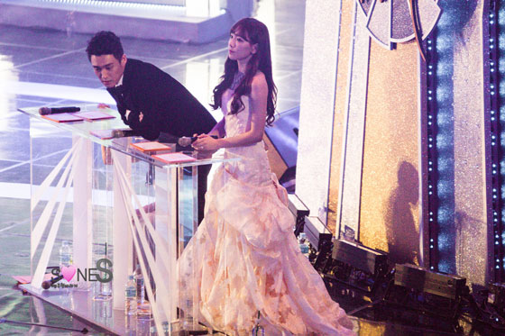 SNSD Taeyeon Korean Golden Disk Awards 2014