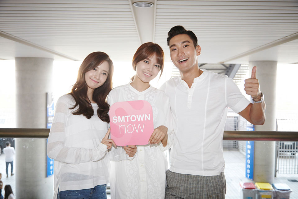 Sooyoung Yoona SMTOWN Live World Tour Seoul 2014