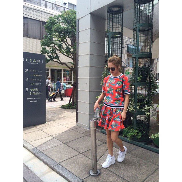 SNSD Hyoyeon Instagram Tokyo streets