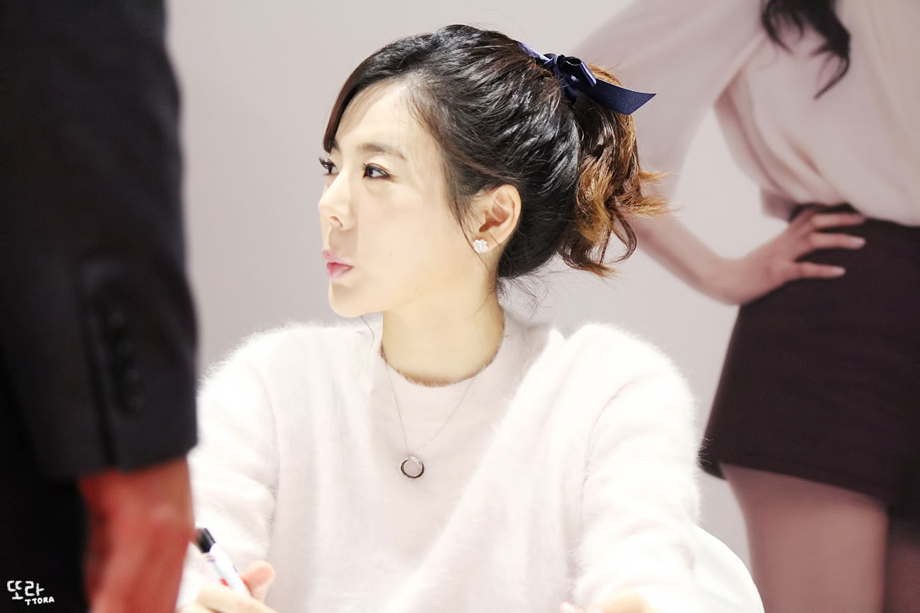 SNSD Lotte fan signing event 2014