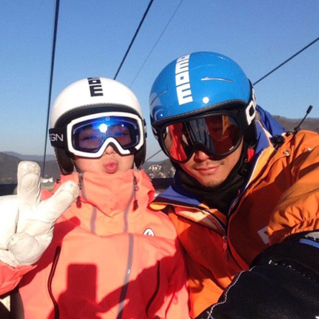 Hyoyeon goes skiing etc.