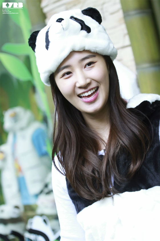 Yuri filming Animal show in China